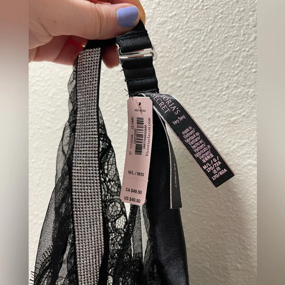 Victoria's Secret Shine Lace Skirt With Garters M/L NWT - Picture 3 of 7